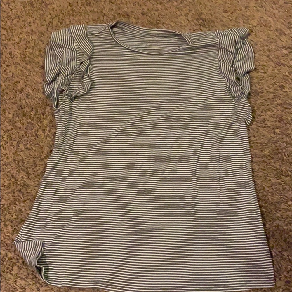 Army green and white striped tee